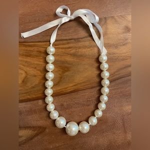 Oversized Chunky Pearl Necklace